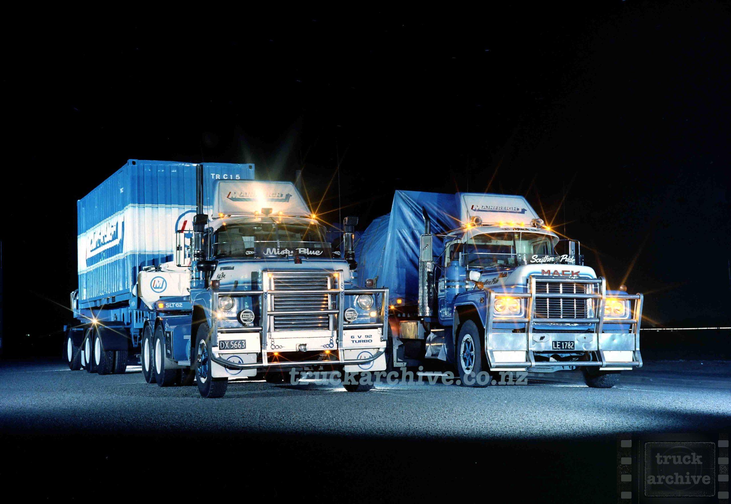 Mainfreight_25misty_blue_&_southern_pride_night_chch_80s sW Mainfreight_25misty_blue_&_southern_pride_night_chch_80s sW