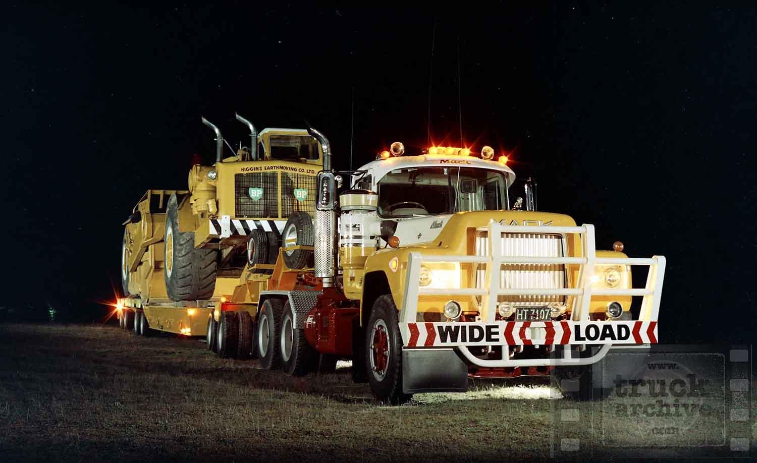 CC-clyde-Mack_scraper-16 CC-clyde-Mack_scraper-16
