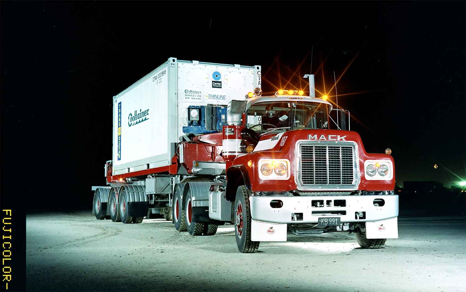 Stan R. Mack Transpac R-series Mack Cooltainer semi - TruckArchive